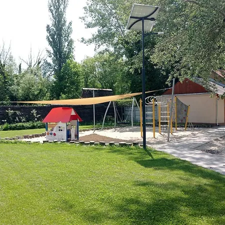 Nosztalgia Дом отдыха
